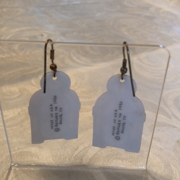 NWOT kitschy jukebox pierced earrings - Picture 6 of 10